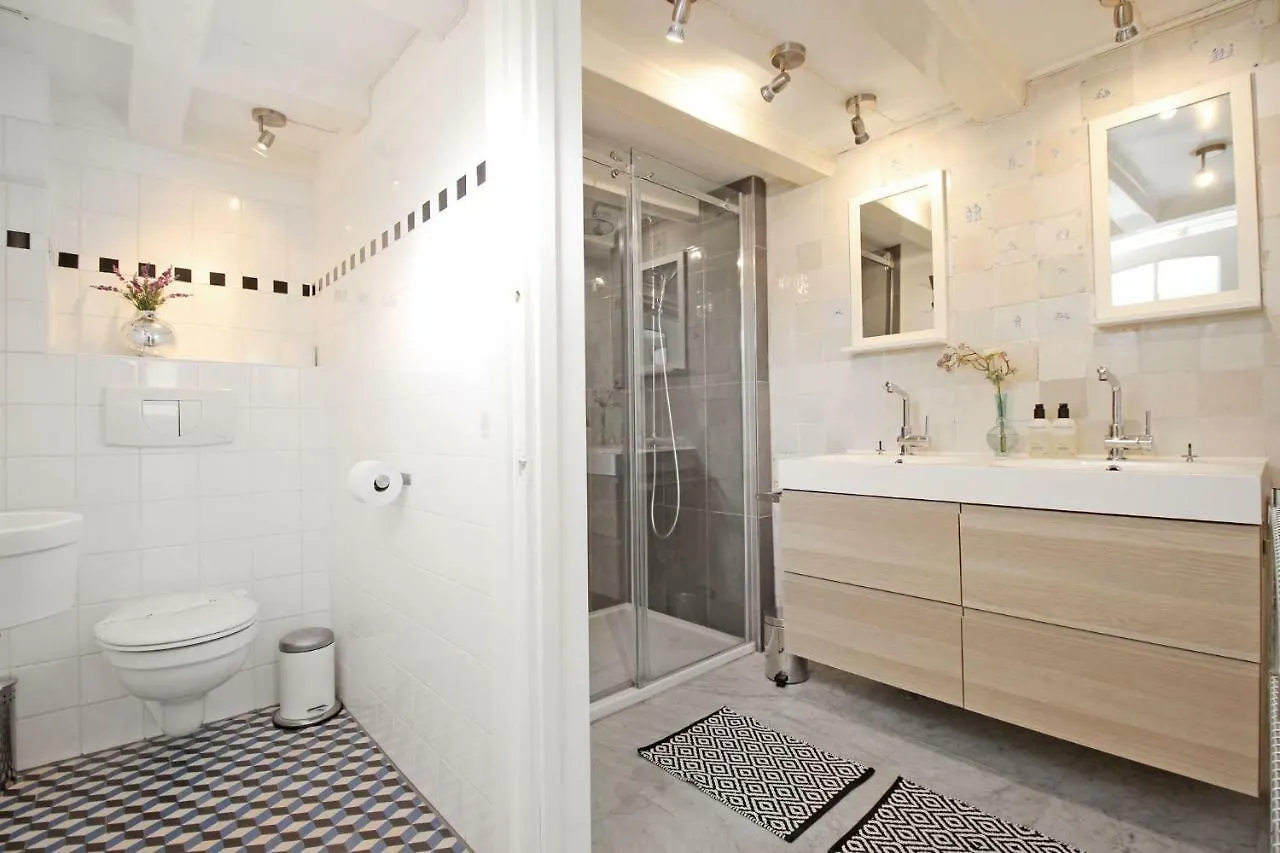 Bed & Breakfast Cozy Jordaan Canalhouse Near Anne Frank House