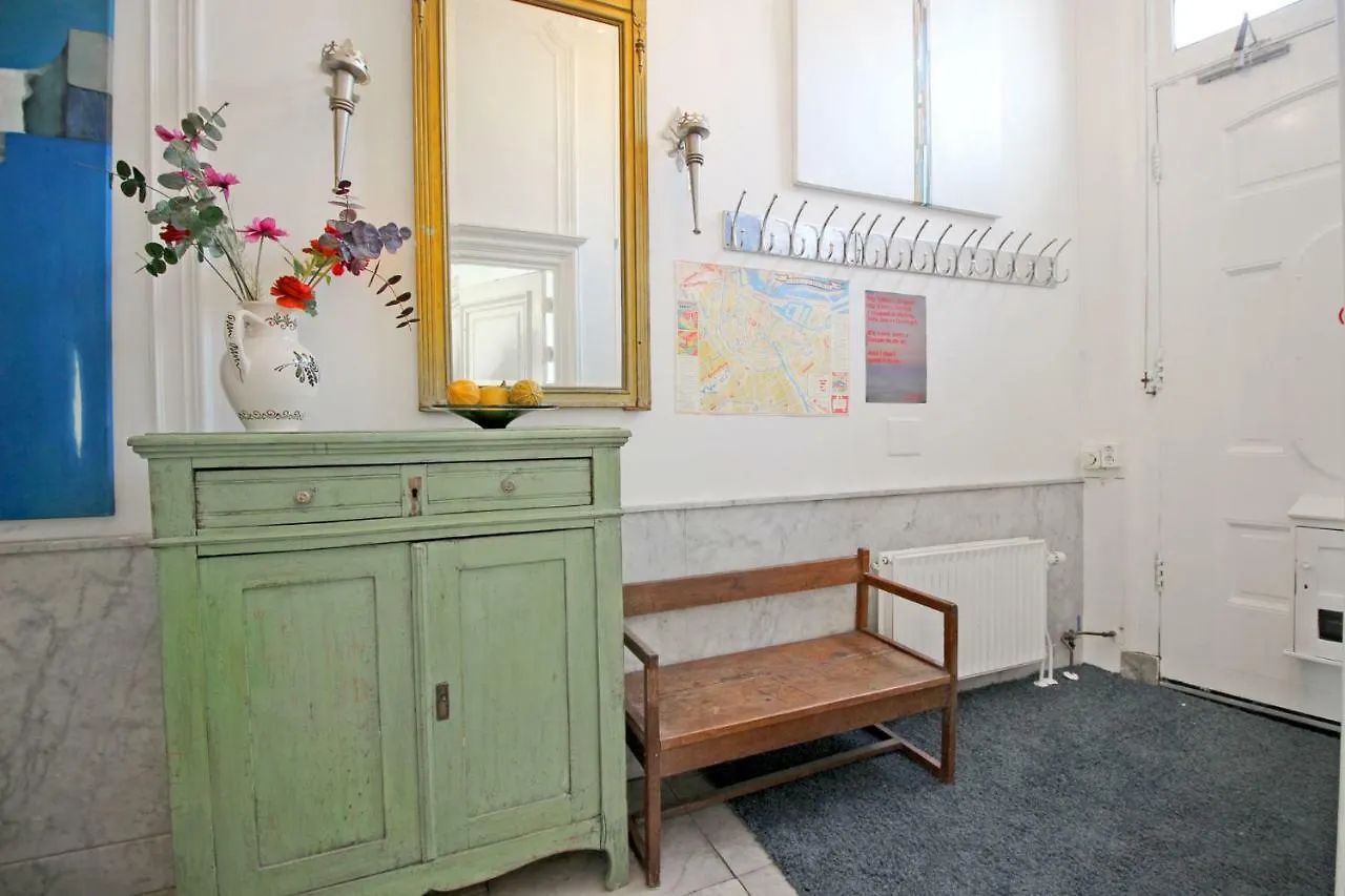 Bed & Breakfast Cozy Jordaan Canalhouse Near Anne Frank House